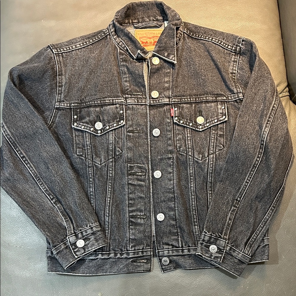 Levi's Womens Black Denim Jacket, size S. EUC